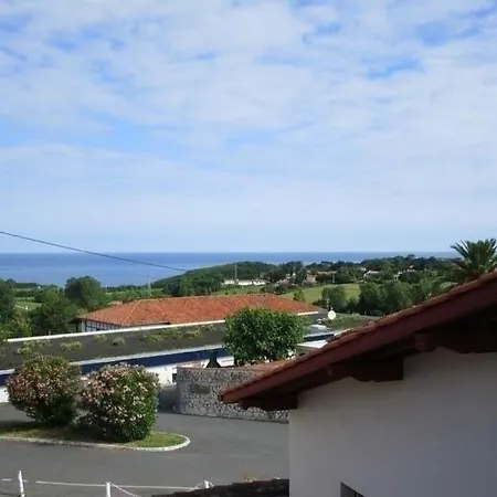 Domaine De Beraun - Quartier Calme, Offrant Une Jolie Vue Mer